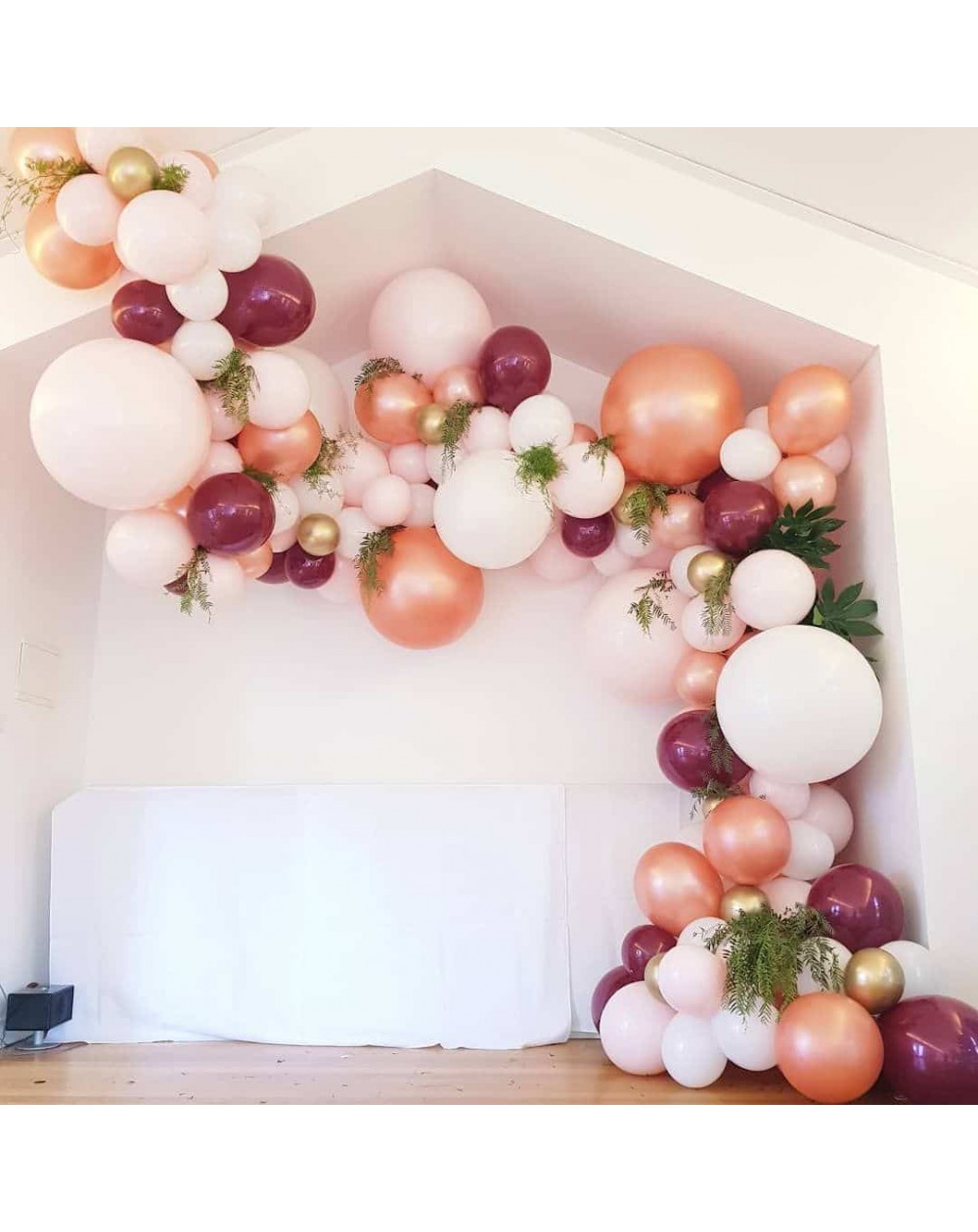 DIY Ballongirlande-Set "Frische Brise" weiss/lachs/bordeaux/nude/gold 93 Teile